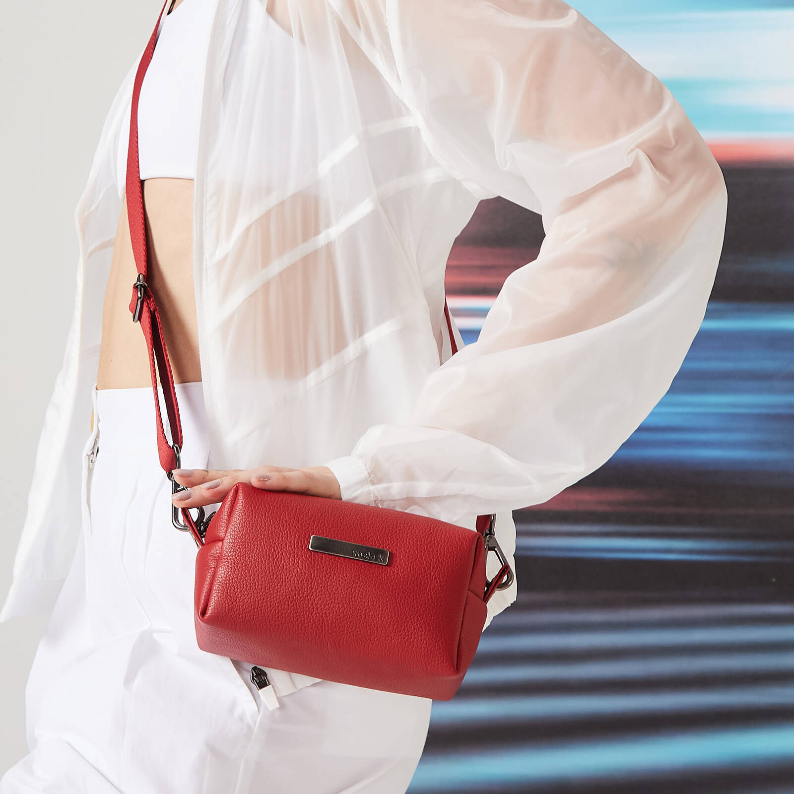 bolsa_tiracolo_couro_61292_i25_unclek_vermelho_2.jpg