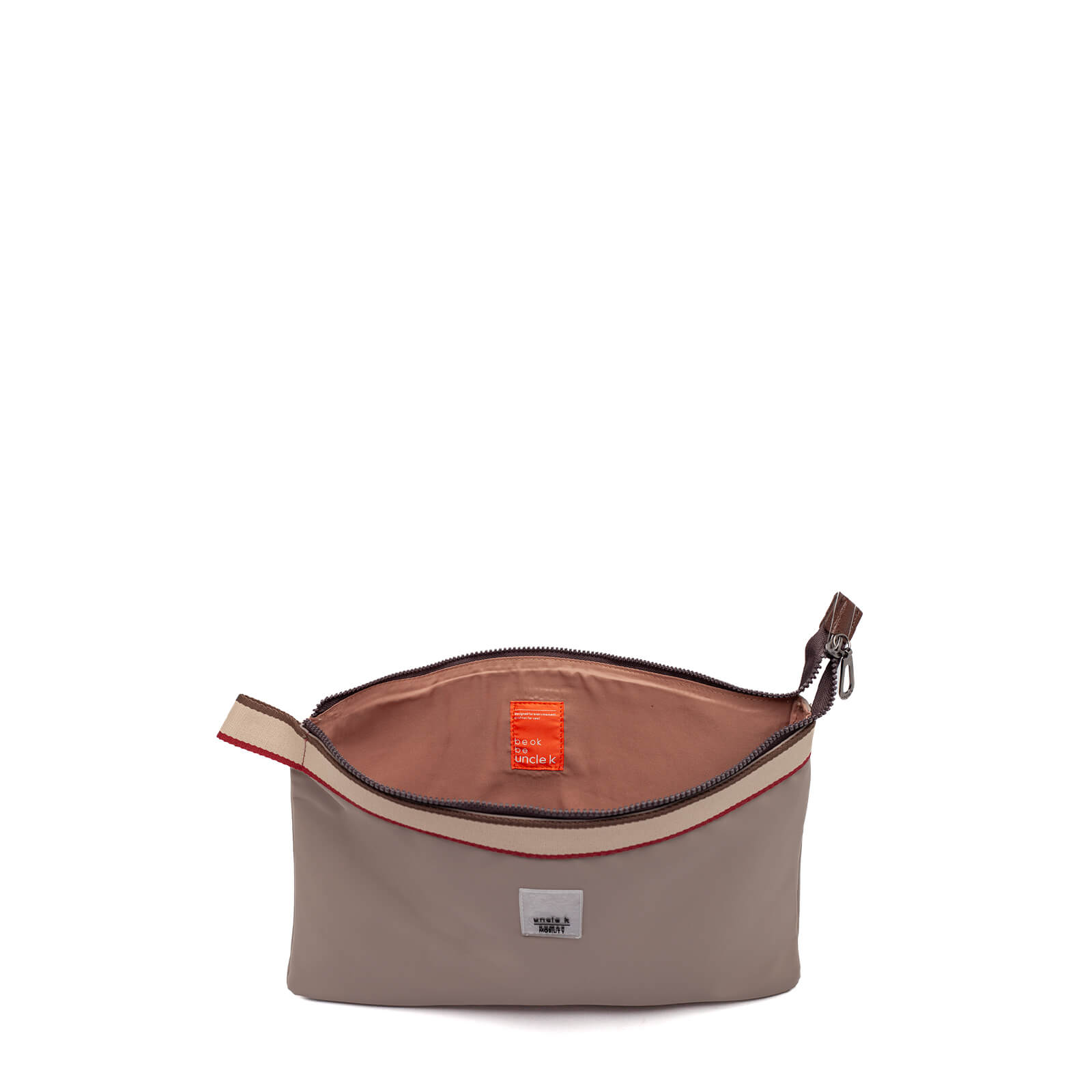 porta-laptop-ny-satin-70570-i25-unclek-caqui-3.jpg