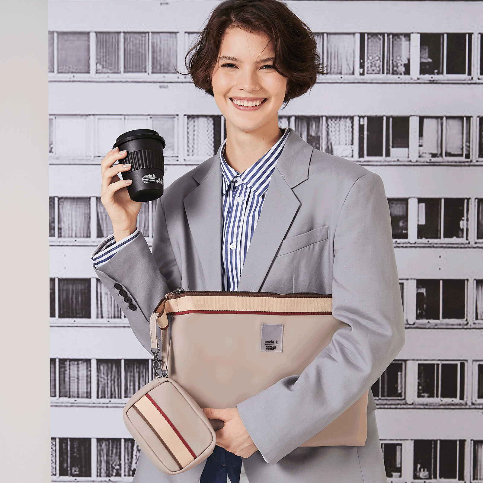 porta-fio-pequeno-ny-satin-70567-i25-unclek-modelo.png