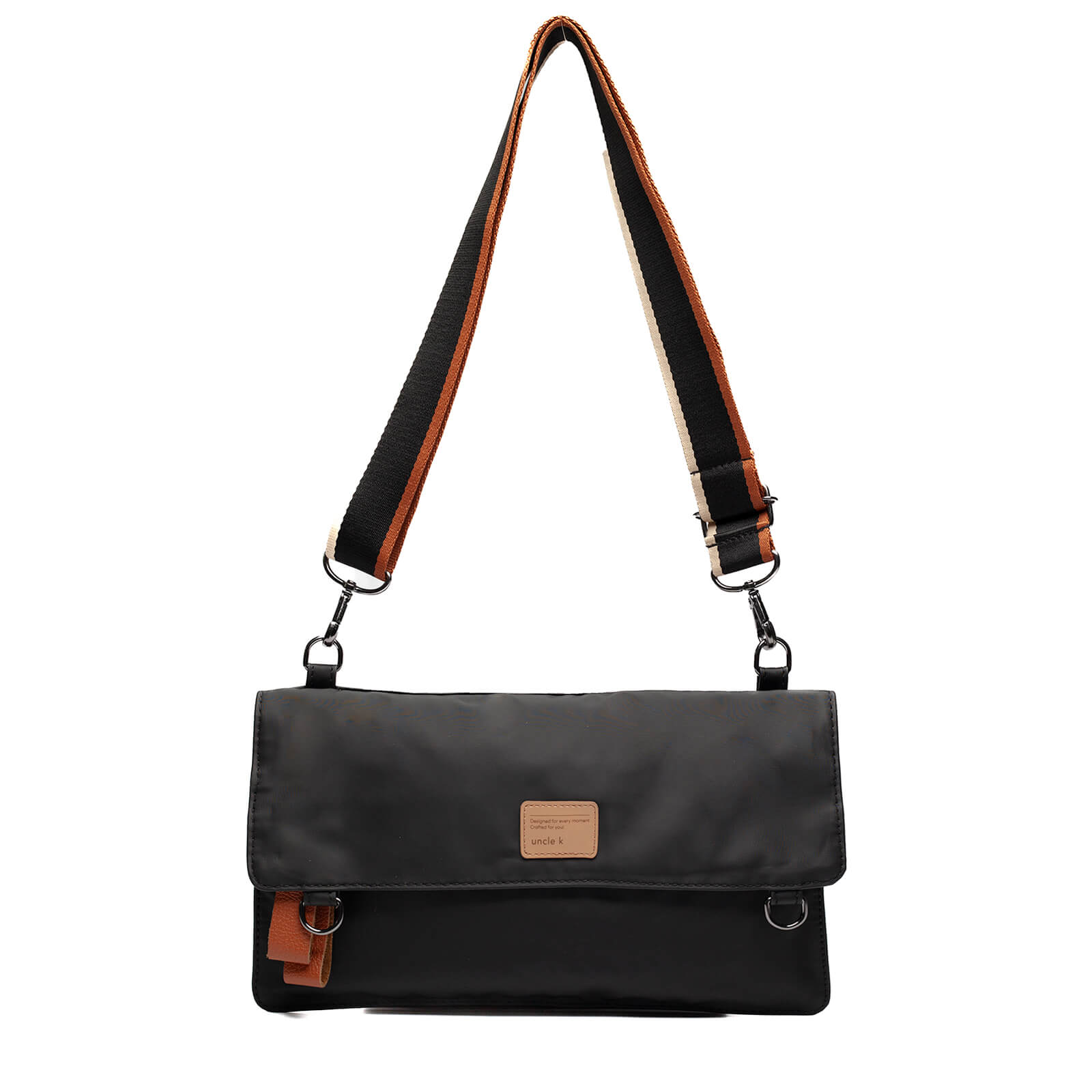 bolsa-tiracolo-nylon-satin-61286-i25-unclek-preto-1.jpg