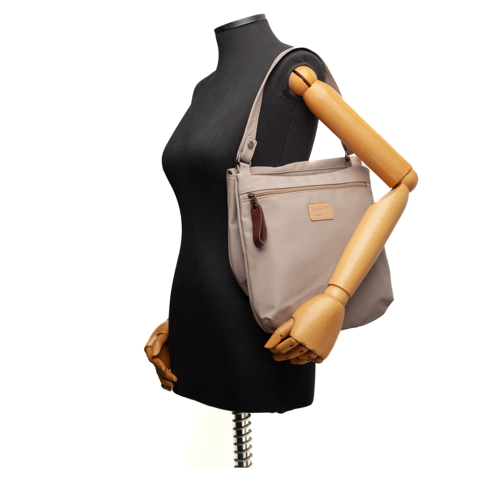 bolsa_multiuso_nylon_satin_61284_i25_unclek_caqui_10.jpg
