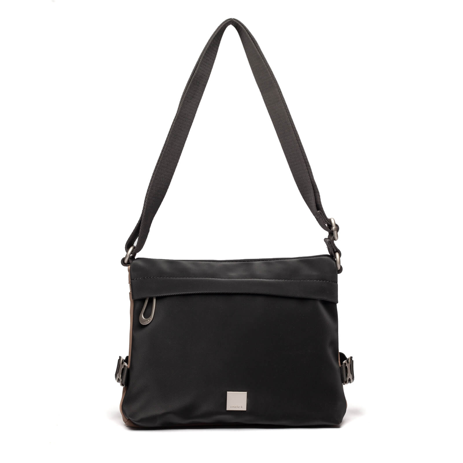 bolsa-2-em-1-nylon-twill-61310-i25-UNCLEK-preto-caqui-6.jpg