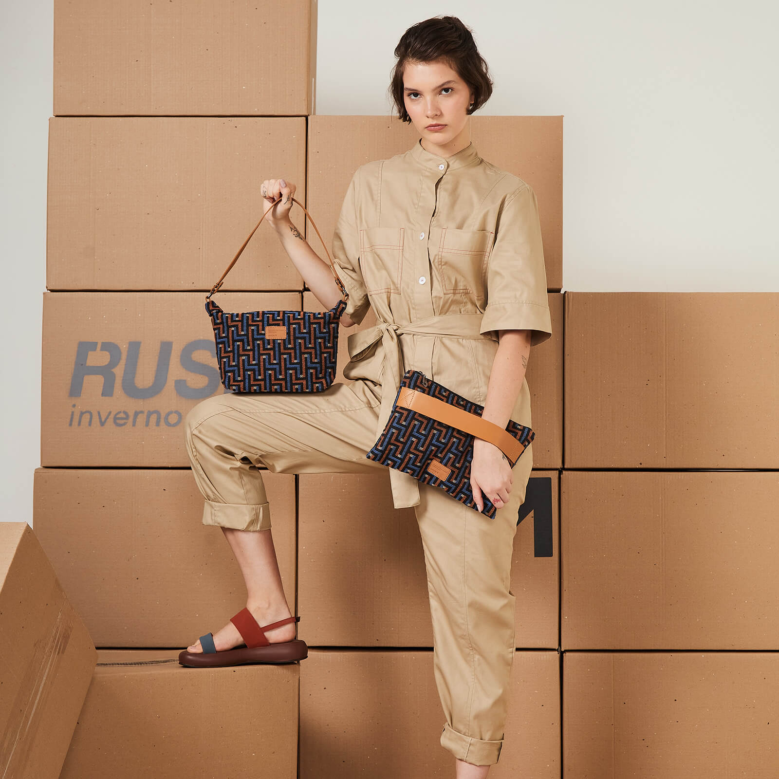 bolsa-tiracolo-tear-61324-i25-unclek-azul-preto-2.jpg