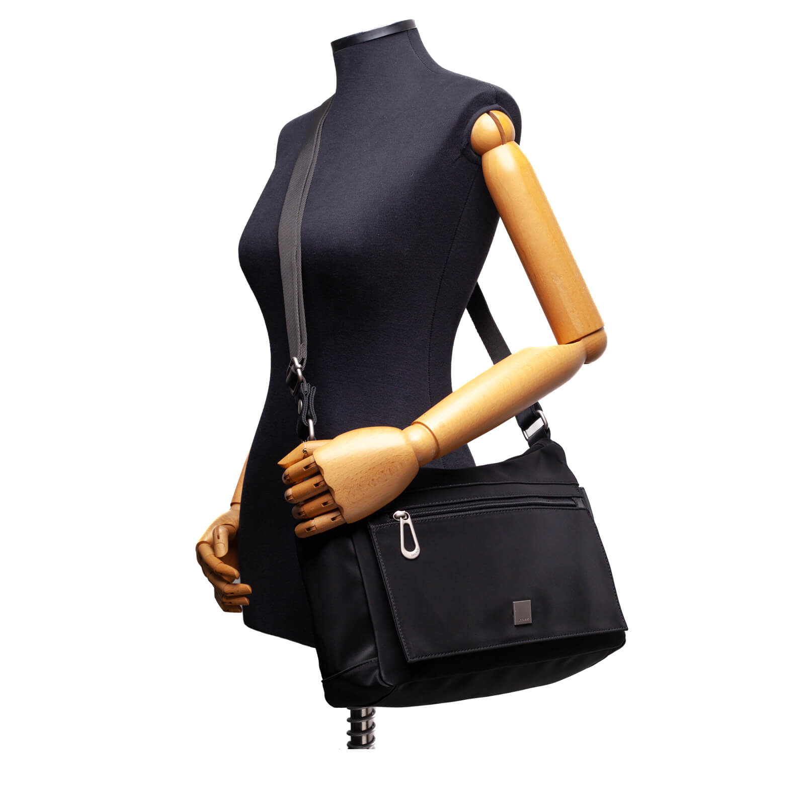bolsa_tiracolo_twill_61318_i25_unclek_preto_7.jpg