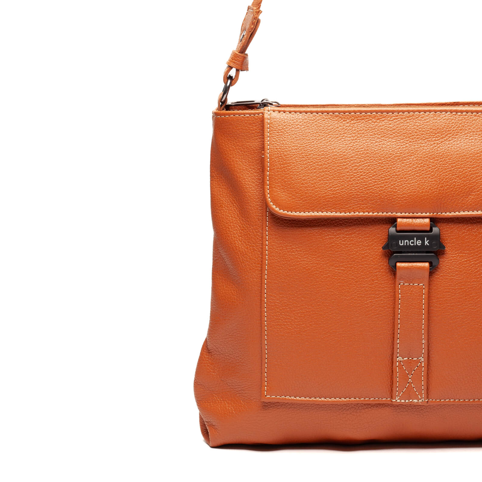 bolsa_tiracolo_couro_61304_i25_unclek_caramelo_3.jpg
