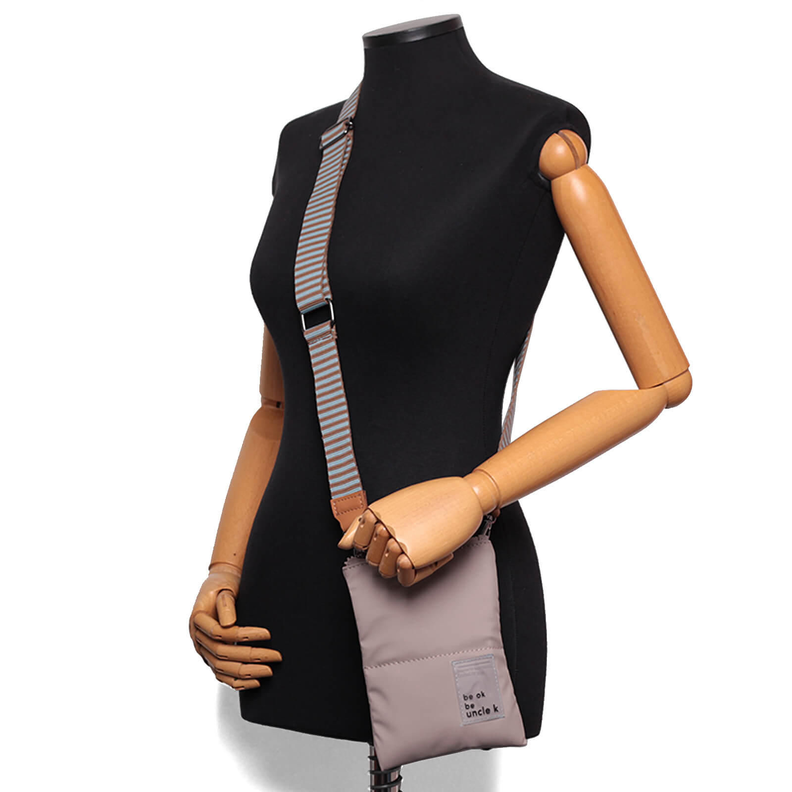 porta-celular-nylon-satin-70564-i25-unclek-caqui-7
