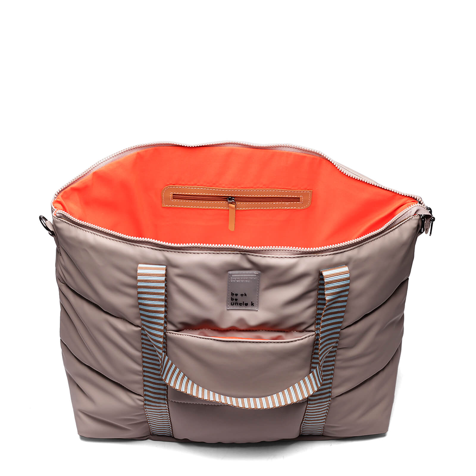 bolsa-grande-nylon-satin-puffer-61327-i25-unclek-caqui-3