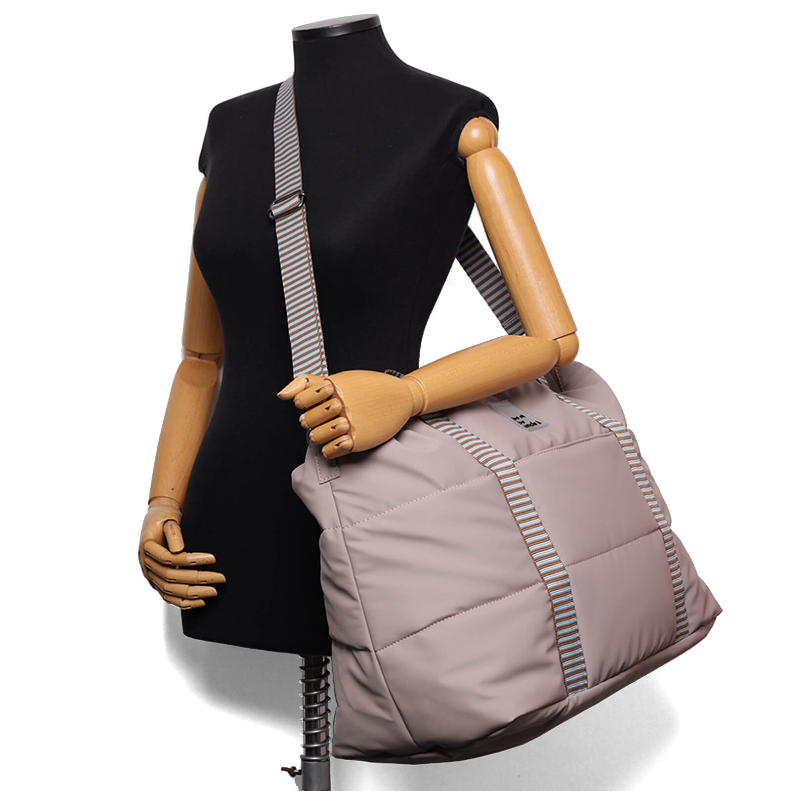 bolsa-grande-nylon-satin-puffer-61327-i25-unclek-caqui-7