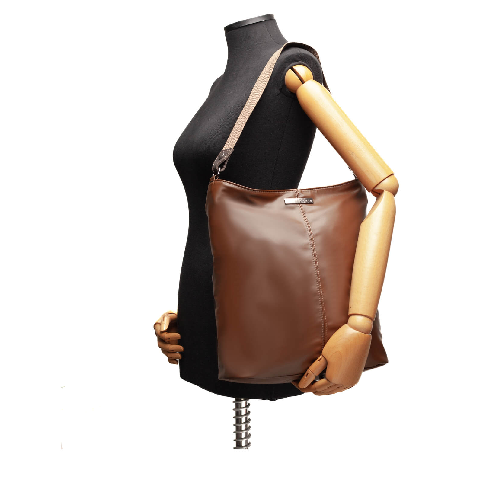 bolsa_ombro_soft_61288_i25_unclek_marrom_7